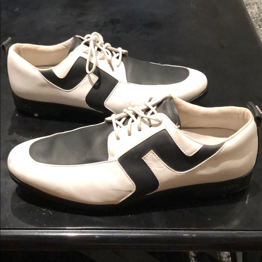 Size 12 J Lindeberg golf shoes.